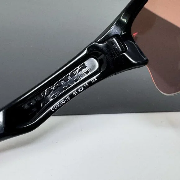 Oakley Sunglasses Quarter Jacket Black Polished Prizm Road OO9200-18 61mm